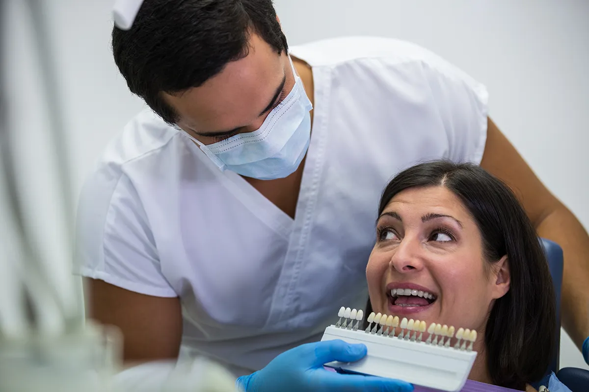 Choosing the Right Dentist for Your Dental Veneers: Tips and Tricks